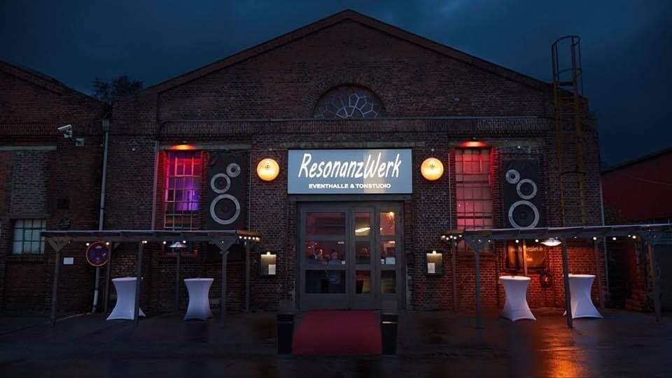 Aussenansicht der ehemaligen Zechenhalle Resonanzwerk